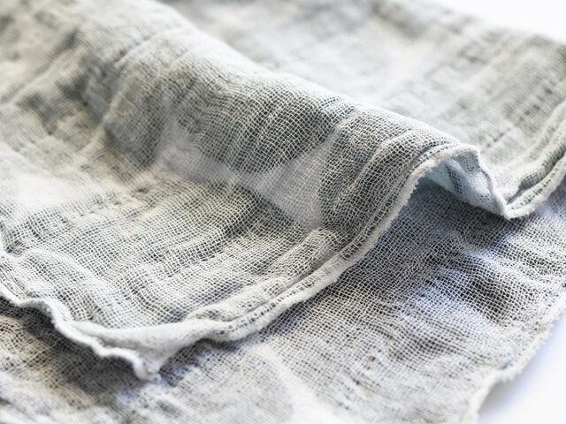 Hirali Japanese cotton dish cloth. Made in Sakai city, Osaka. Available at Toka Ceramics.