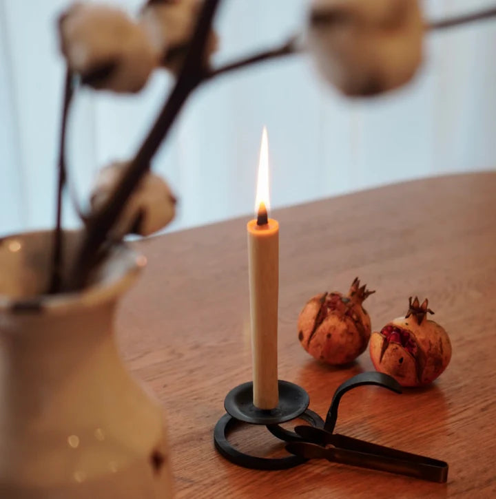 Iron Candle Holder (for 14–17cm candles)