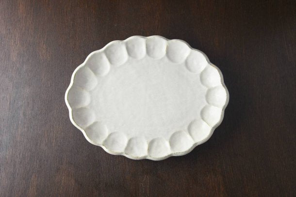 Kaneko Kohyo Rinka Oval Plate 30cm, made in Gifu prefecture, Japan. Mino Ware. Available at Toka Ceramics.