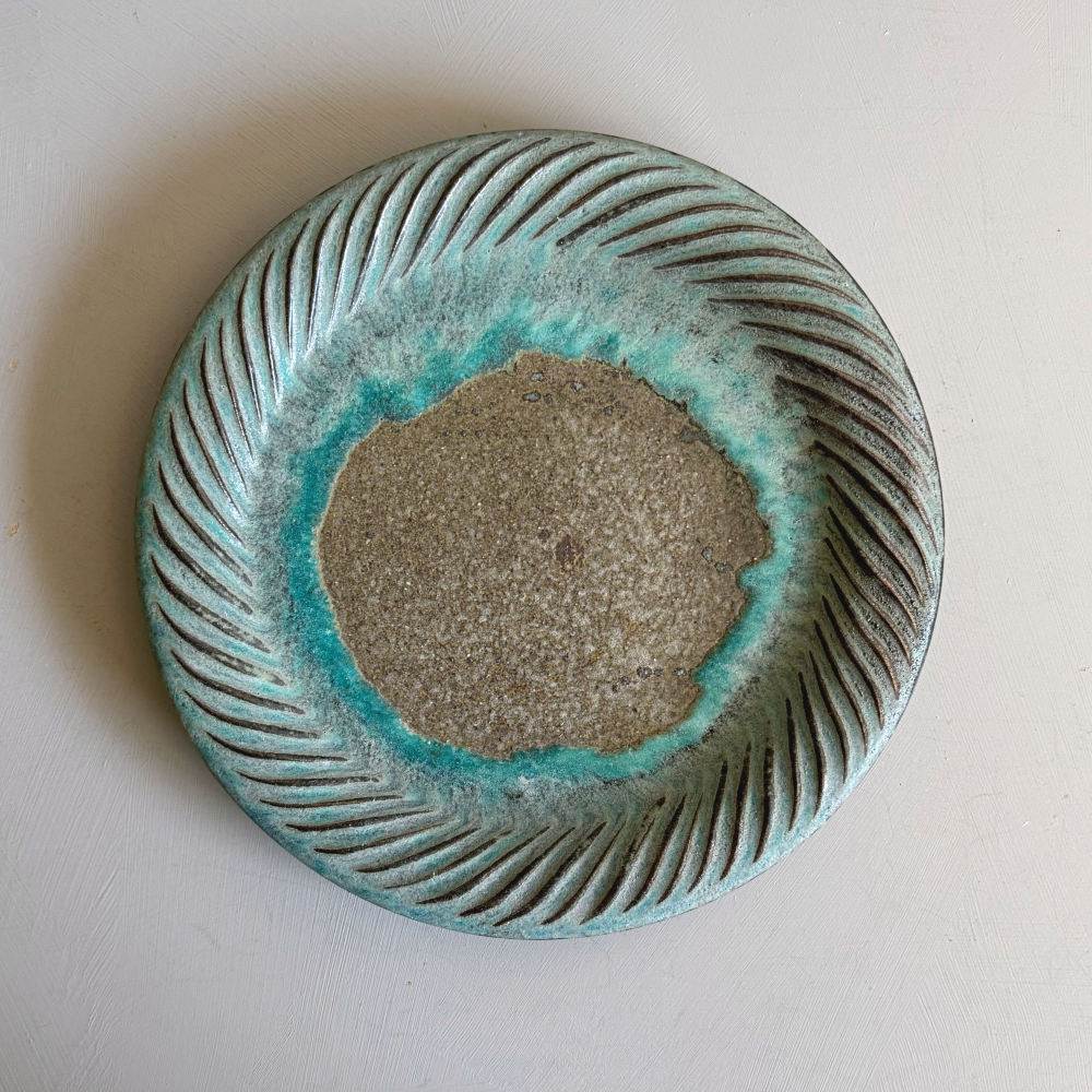 Turquoise Large Shinogi Rim Plate