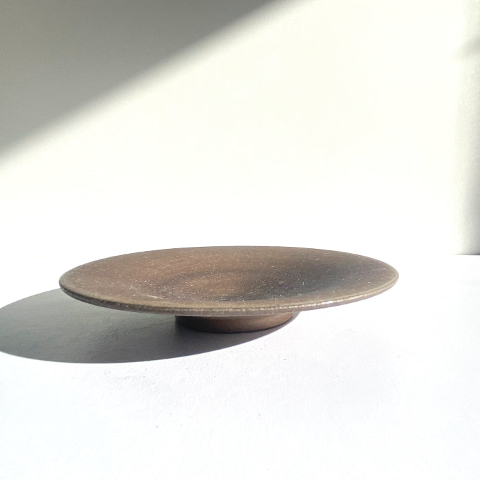 Shoyo Gama Chestnut Shallow Bowl. Hand crafted in Hyogo prefecture, Japan. Available at Toka Ceramics.