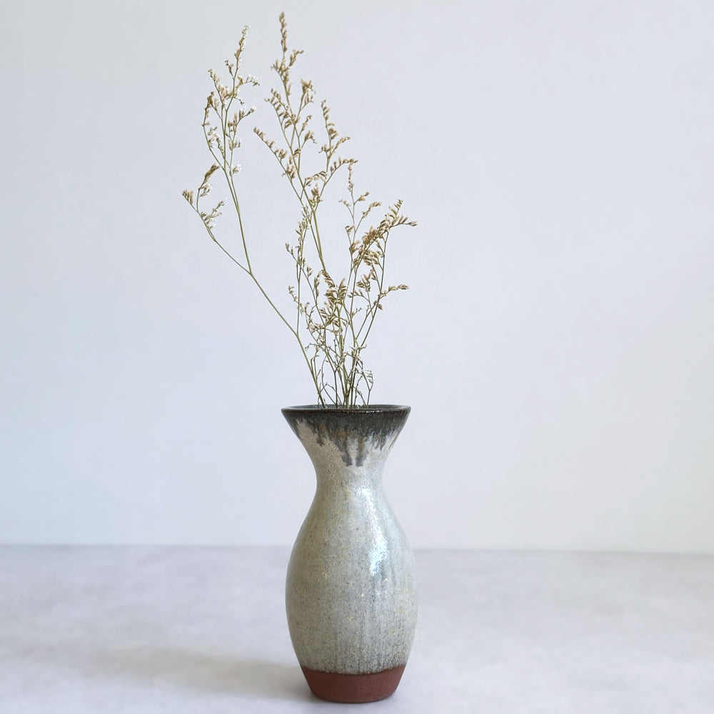 Small Vase & Dried Posy Gift Set - Ivory and Indigo no.3