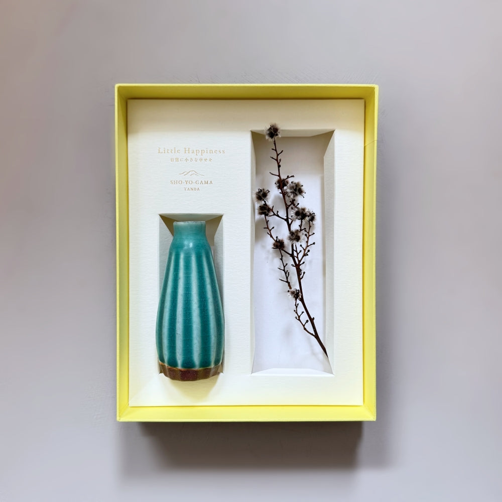 Small Vase & Dried Flower Posy Gift Set. Handmade in Japan. Tamba ware. Available at Toka Ceramics.