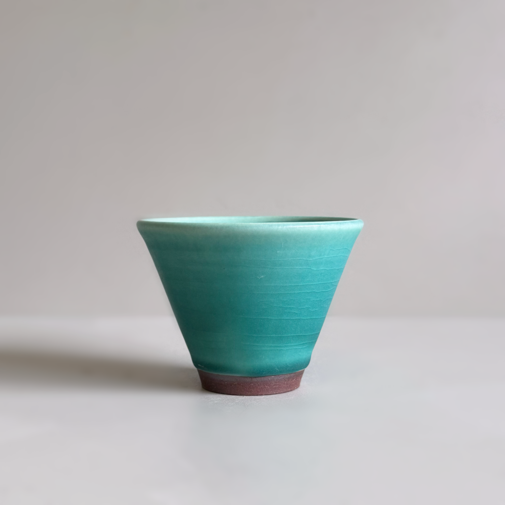 Japanese handcrafted pottery tea cup by Shoyo gama. Available at Toka Ceramics.