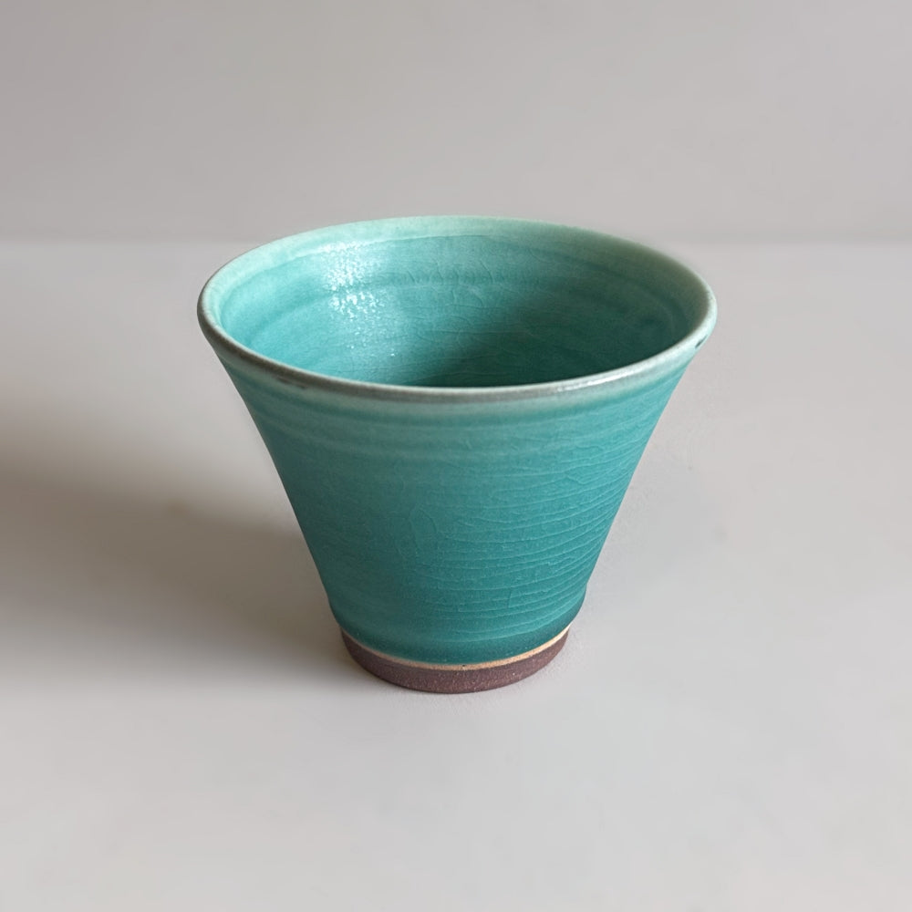 Japanese handcrafted pottery tea cup by Shoyo gama. Available at Toka Ceramics.