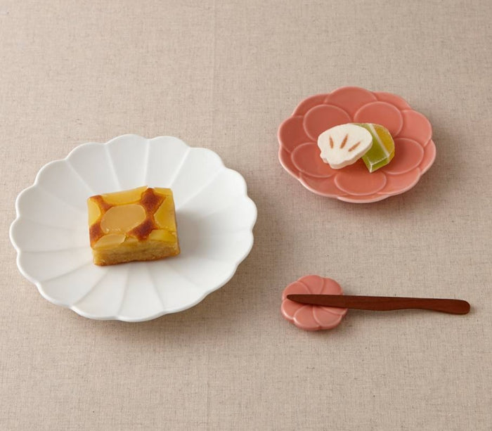 Althaea chopstick rest. Made in Japan, Mino Ware. Available at Toka Ceramics.