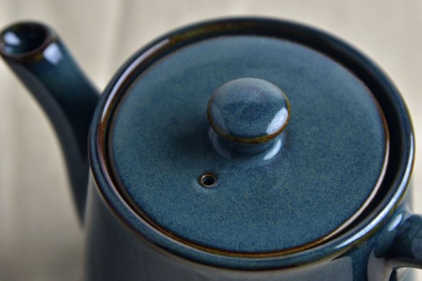 Dusty Blue Tea Pot, made in Gifu prefecture, Mino Ware. Available at Toka Ceramics.